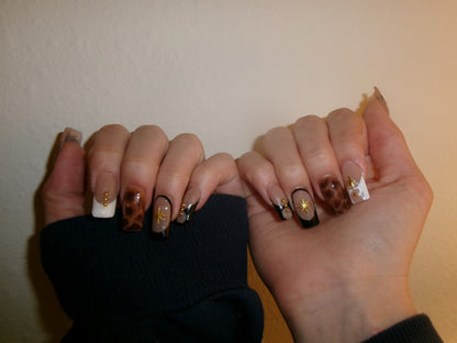Custom Press On Nail Set- Detailed